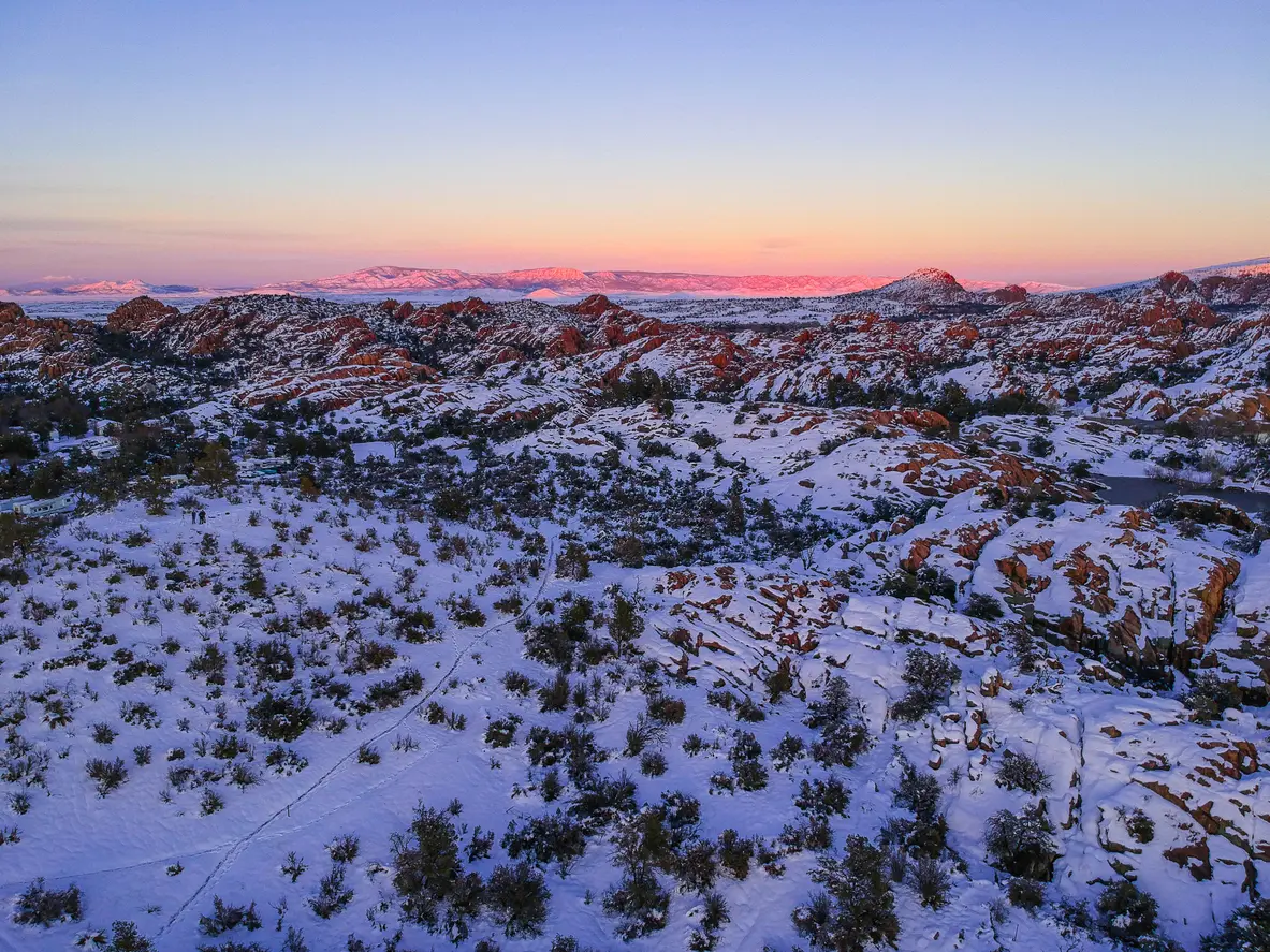 Serenity at Stringfield Contact us info box background